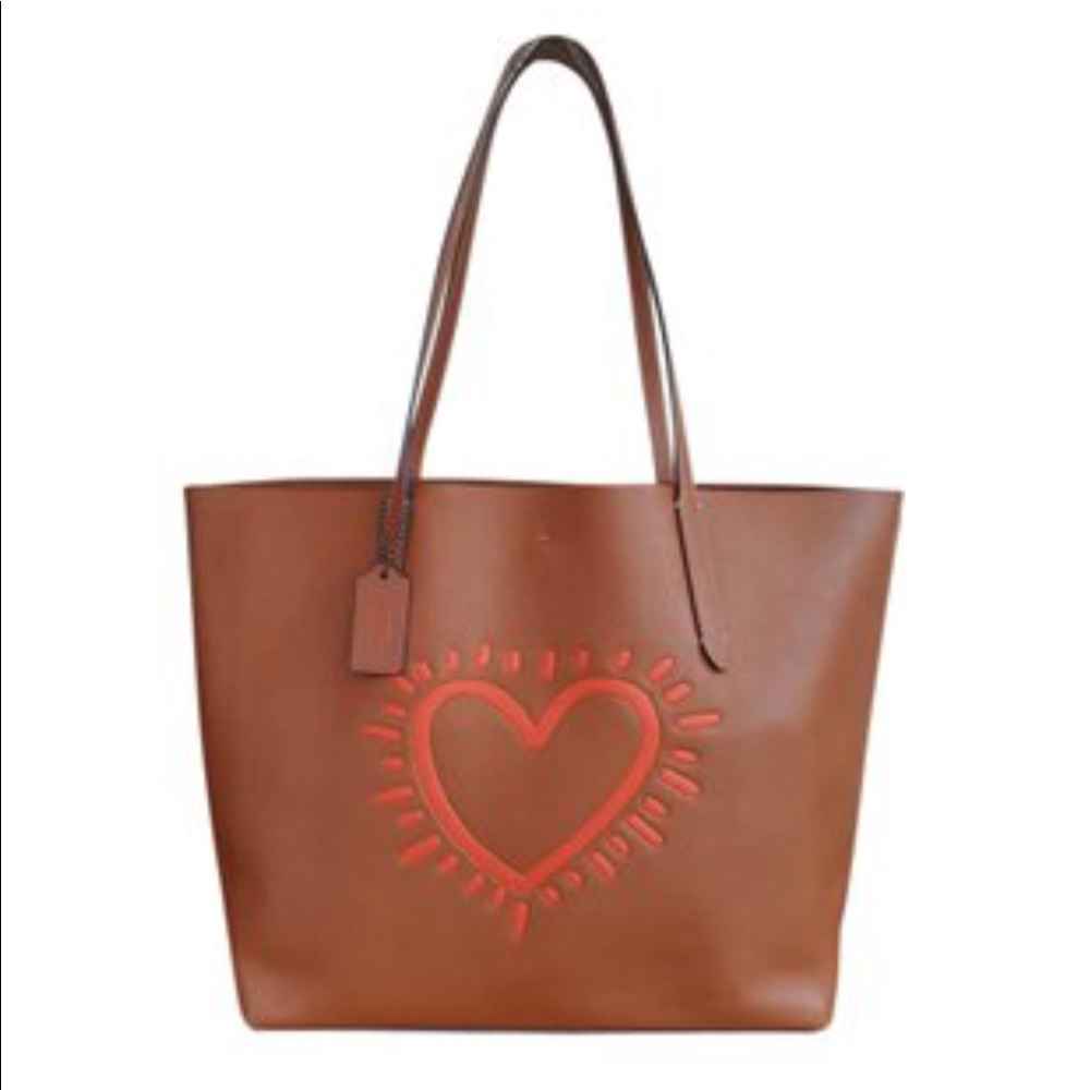 Coach
Keith Haring Heart Love Large Tote